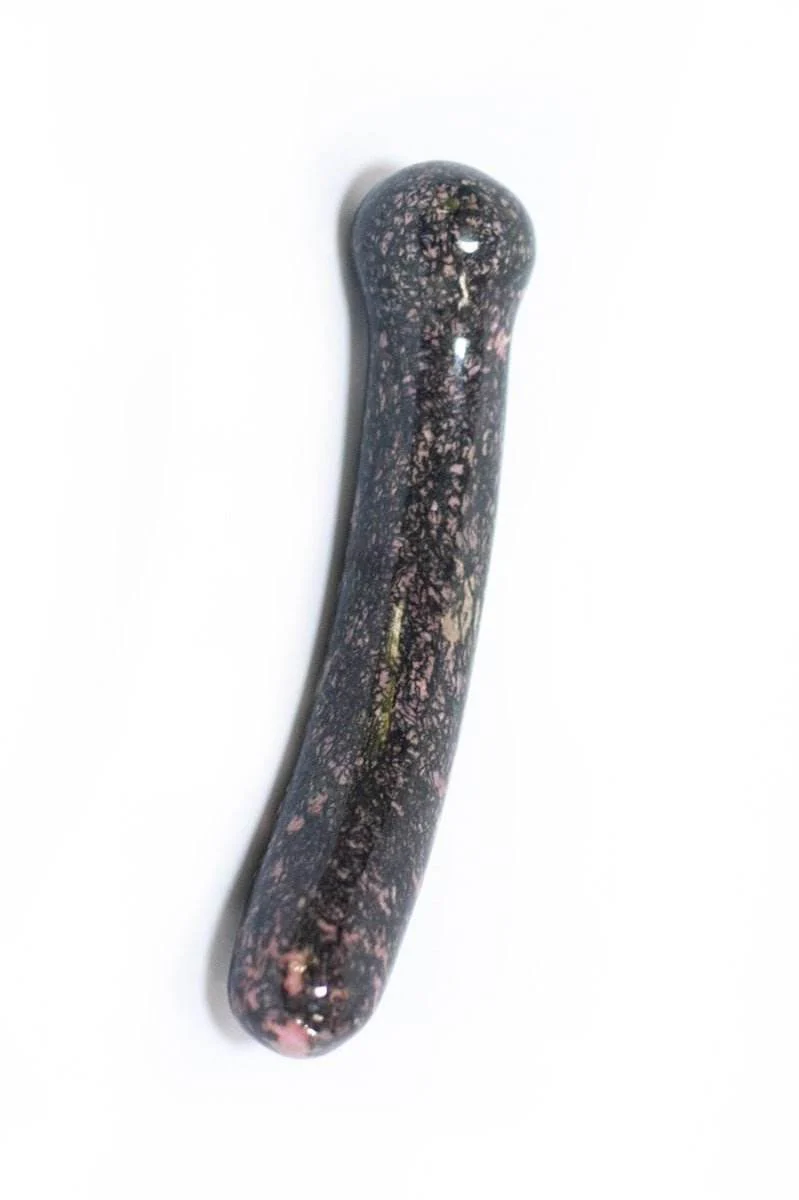 Anahata Curve Crystal Dildo - Image 4